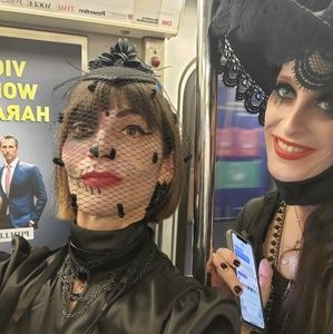 Meet your Posher, Candace